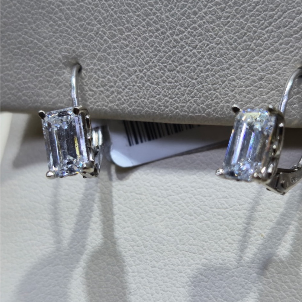 14k white gold diamond earrings
